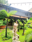 những thiên thần khỏa thân