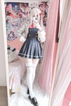 Em gái cosplay t tìm từ mấy ảnh tiktok sang :)))