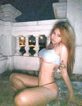 Ảnh nude nóng bỏng của nữ rapper Suzie Nguyễn