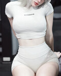 Tập Gym cho anh ngắm