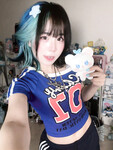 Mèo simmy bận đồ ngon quá