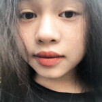 bắn lên mặt bé đii