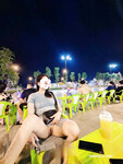 Em Gái Miền tây Thích Public
