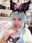 fake idol