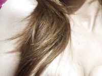 E giang 2k5 sửa điện thoại lộ ảnh sex