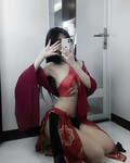 Nguyễn Phạm Tú Uyên 2K2 (reup) body cực ngon