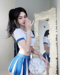Nguyễn Phạm Tú Uyên 2K2 (reup) body cực ngon