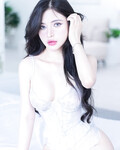 hot girl Hoàng Diệu Linh làm phò 3,2 củ/shot