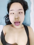 Con đĩ lồn trâu vú bự dâm đãng của anh