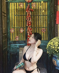 Đã xinh còn dâm ai chịu dc
