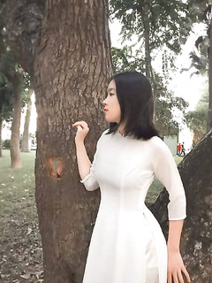 Em ánh nhật lớp 10 bị bạn trai tung ảnh sex sau chia tay
