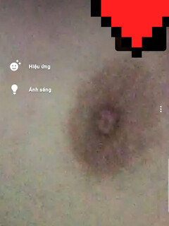 Chat sex vs con đĩ bạn thân tên Yến Oanh 2k8 còn đi hc