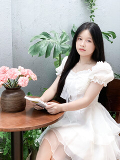 lột đồ các e gái teen