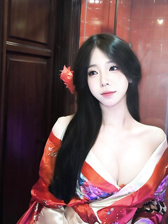 Tìm album ảnh bé này