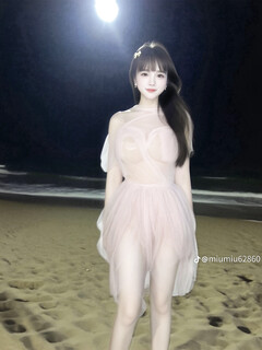 Lột đồ gái xinh