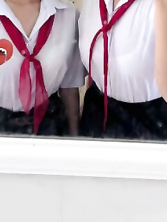 Mấy em gái vó to