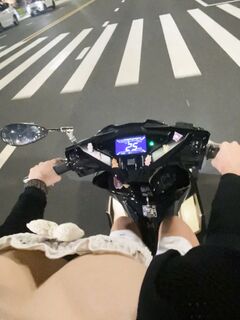 Lần đầu chụp nên hơi bỡ ngỡ ạ<3