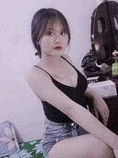 ae cmt em lên clip em này