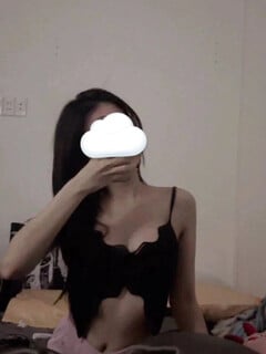 Siêu phẩm em họ Thanh Nhàn k7 xuất tinh lên vú
