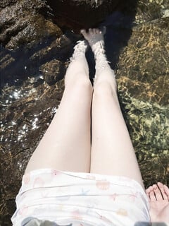 Bikini xanh dương có làm anh thương?